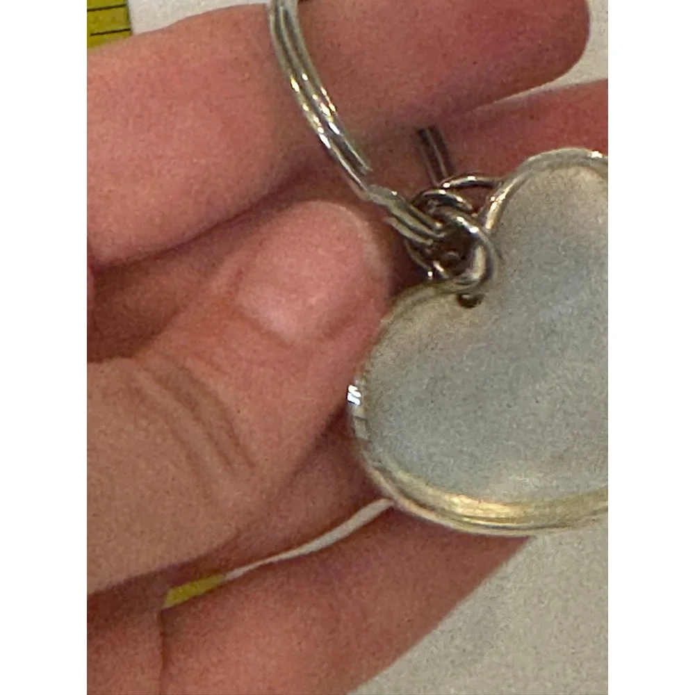 Unbranded silver tone